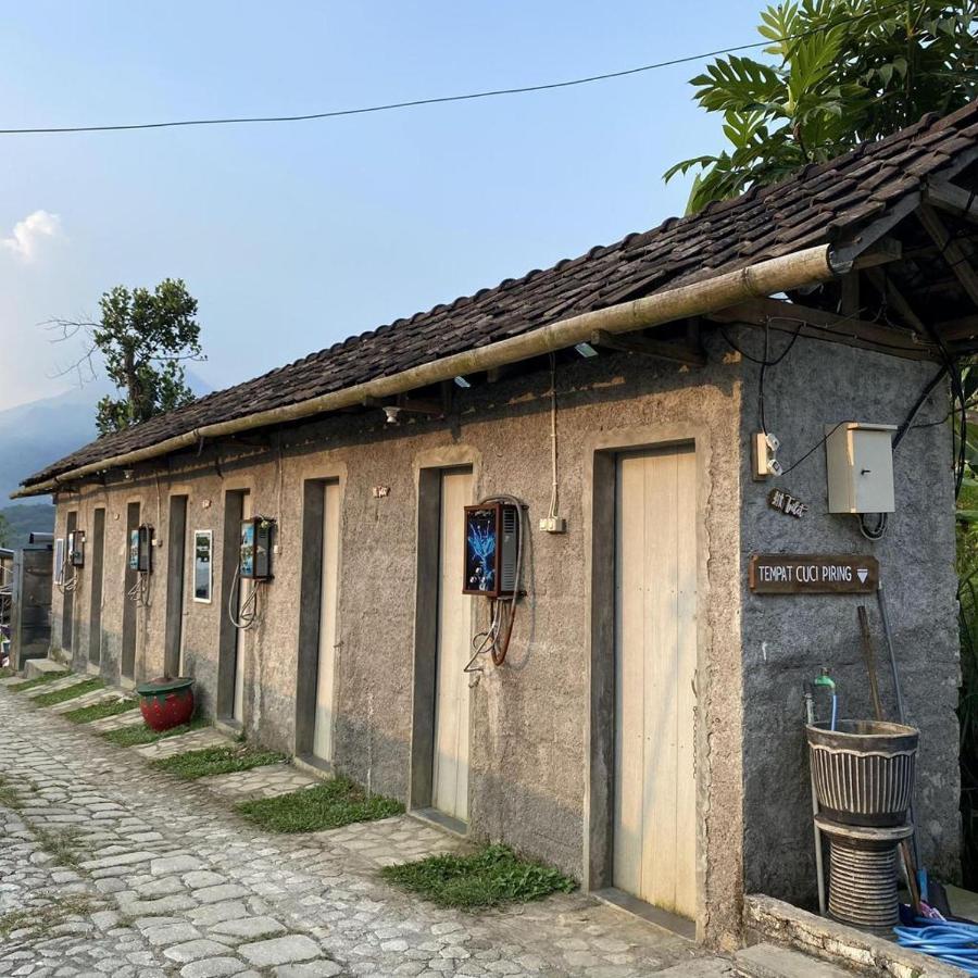 塔瓦斯 Suwon Camp酒店 外观 照片